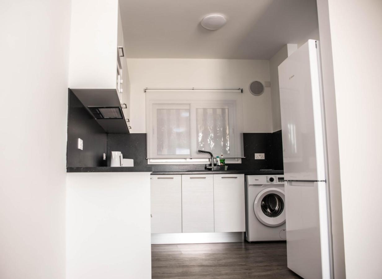 Lovely One Bedroom Apartment With Nice View Kissonerga Exteriér fotografie
